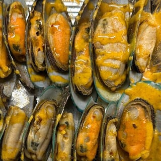 1/2 LB Mussels
